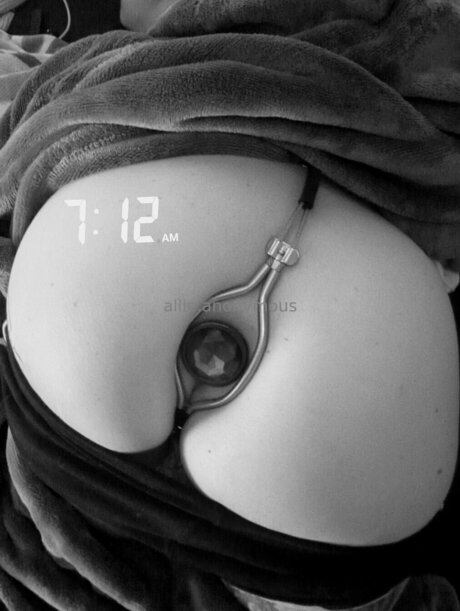 Allie Anonymous onlyfans nude leak