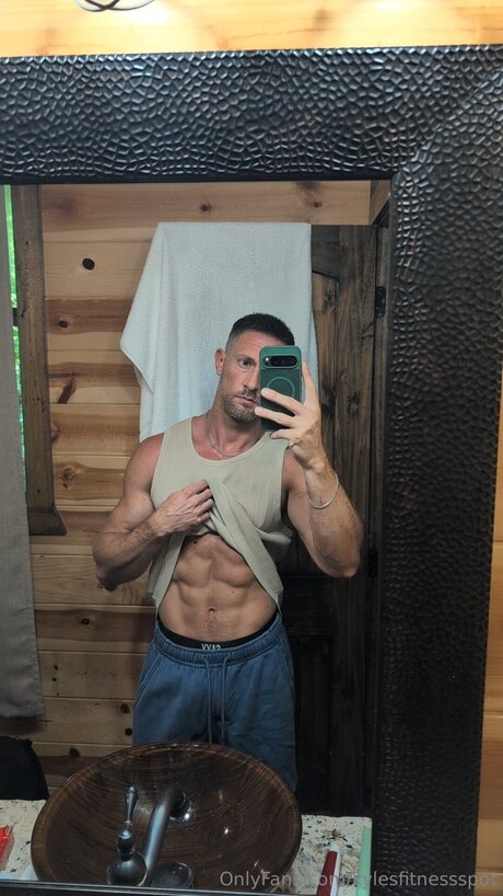 Kylesfitnessspot onlyfans ass