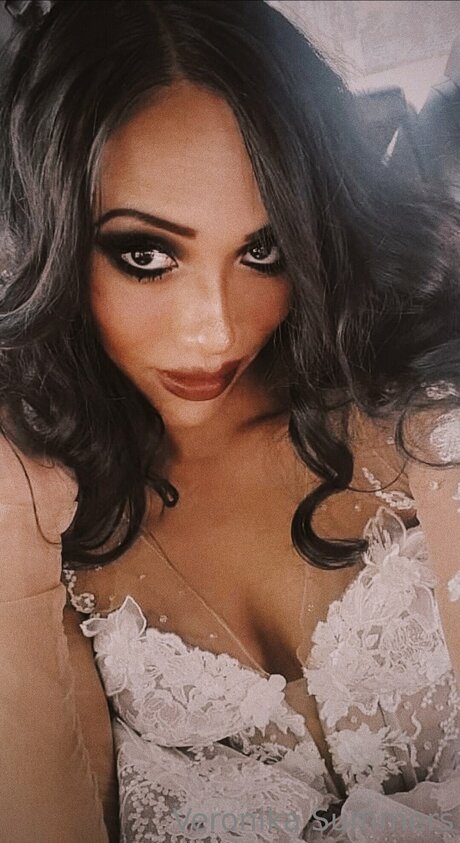 Veronika 040 onlyfans leaks.