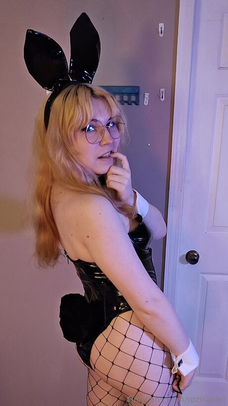 Rozirabbit naked onlyfans leaks