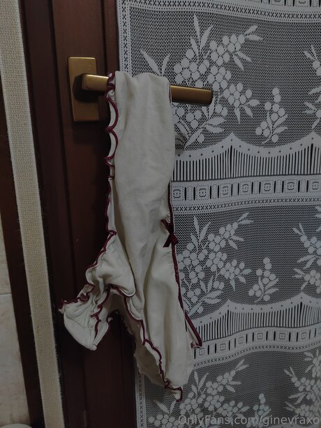 Ginevraxo naked onlyfans leaks