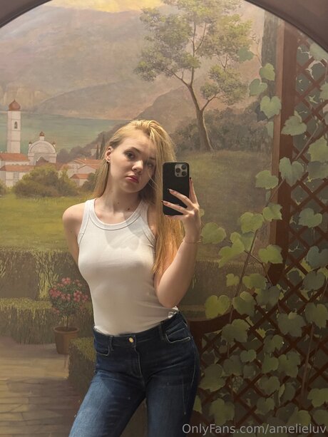 Amelieeluv onlyfans lean