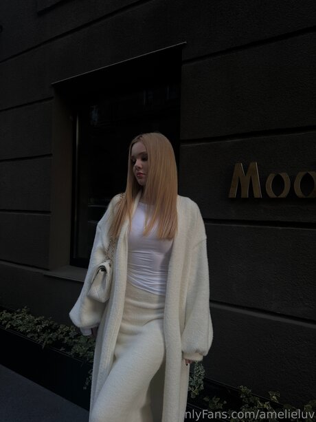 Amelieeluv nude onlyfans leaked
