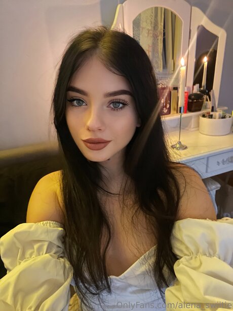 Alena Swiitie on onlyfans