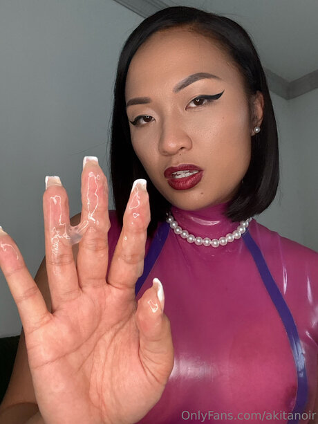 Akitanoire only fans leaked porn