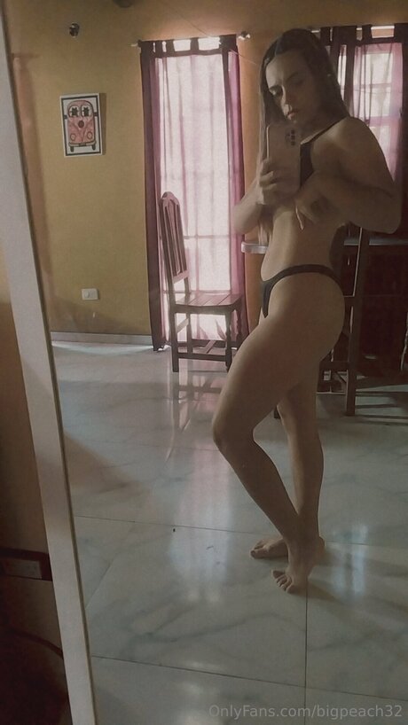 Bigpeach32 only fans free