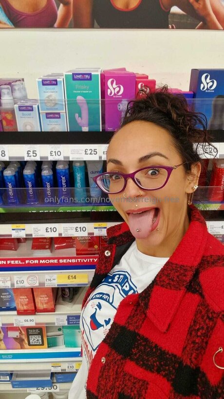 Novemberreign Free naked on onlyfans