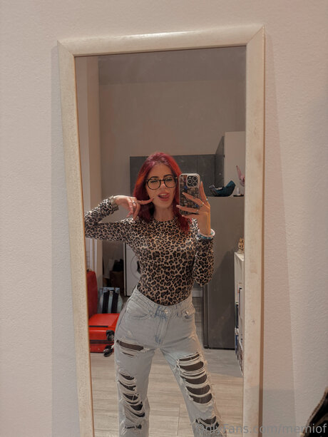 Memiof onlyfans sextape