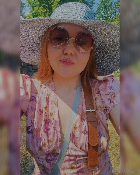 Elena Velvet25 only fans leak nude