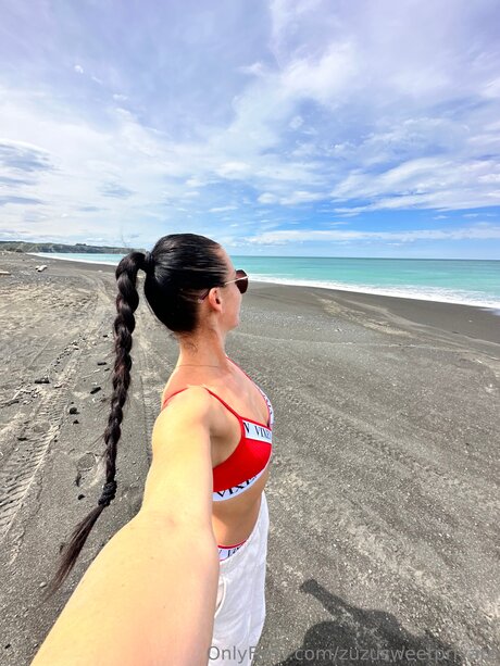 Zuzusweetprivate leaked nude onlyfans