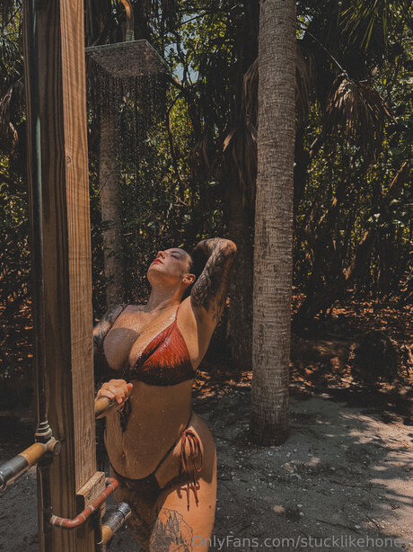 Stucklikehoney leaked onlyfans nudes