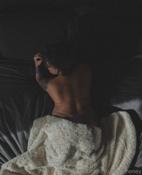 Stucklikehoney leaked onlyfans nudes