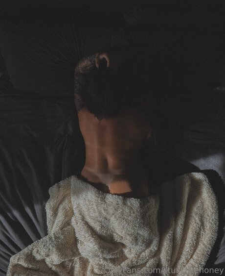 Stucklikehoney onlyfans ass