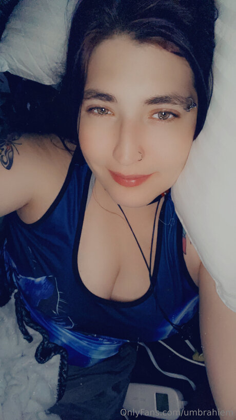 Umbrahiem onlyfans topless