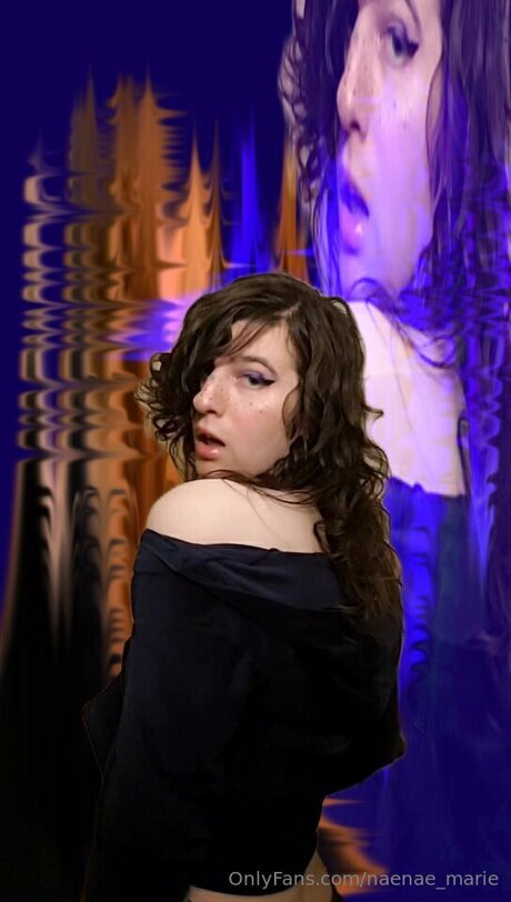 Naenae Marie onlyfans strip