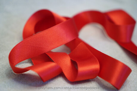 Contactsacredgoddess leaks onlyfans