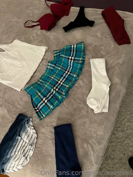 Gianna Reeves onlyfans leaked nudes