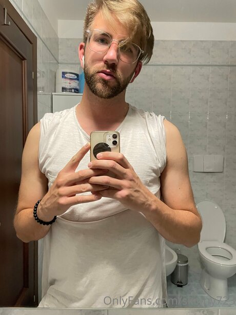 smile onlyfans naked print