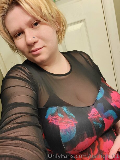 Ostrich 01 onlyfans photo