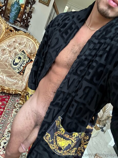 A Onlypage onlyfans leaked naked