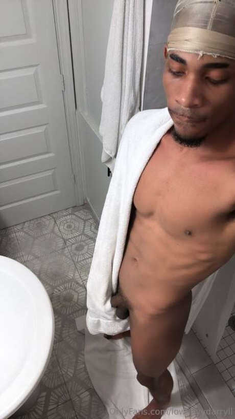 Lowkeyydarryll onlyfans nude