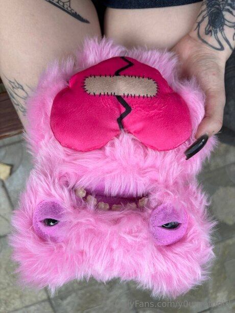 Y0urgothgirl onlyfans nude