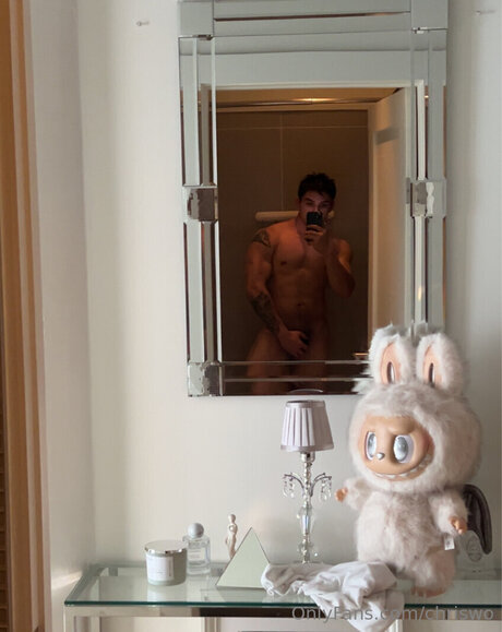 Chriswo onlyfans sexy