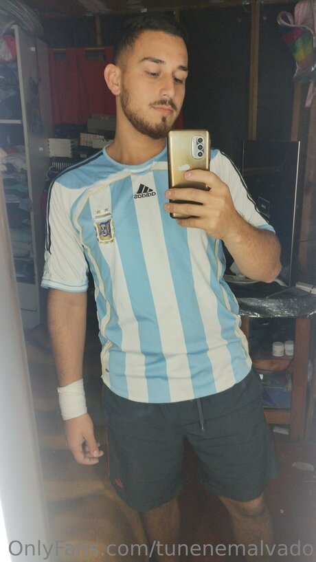 Tunenemalvado strip onlyfans