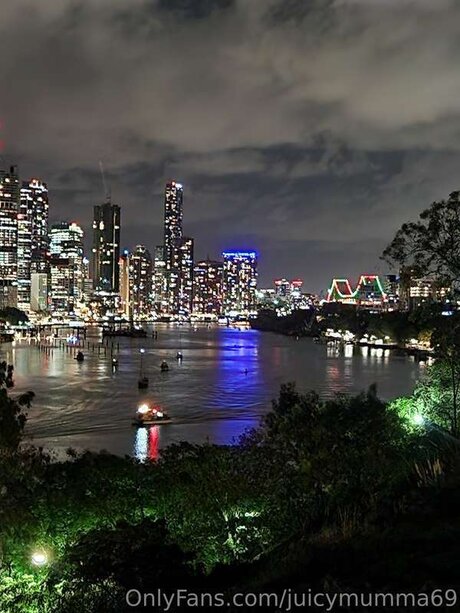 Juicymumma69 onlyfans nude leaked
