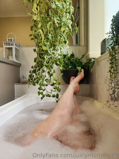 Juicymumma69 onlyfans leaked pictures
