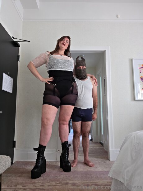 Giantessa naked onlyfans leaked