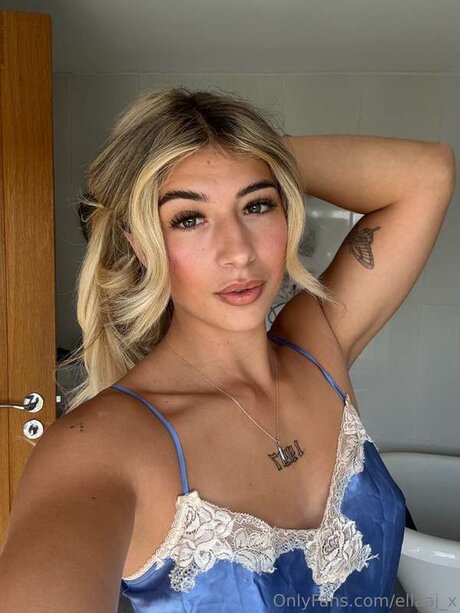 Ellaajasminee onlyfans content