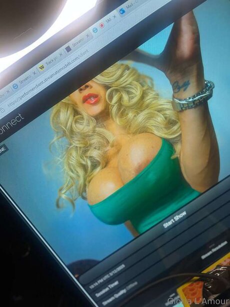 Glorialamour onlyfans full