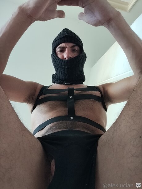 Aleklucian only fans sex