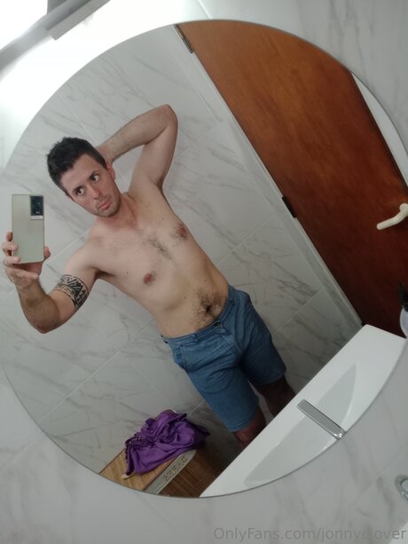Jonnyclover leaked onlyfans pictures