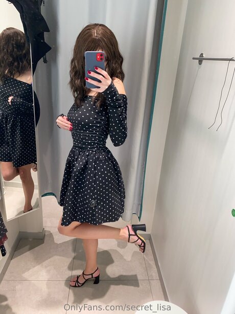 Secret Lisa onlyfans naked pics