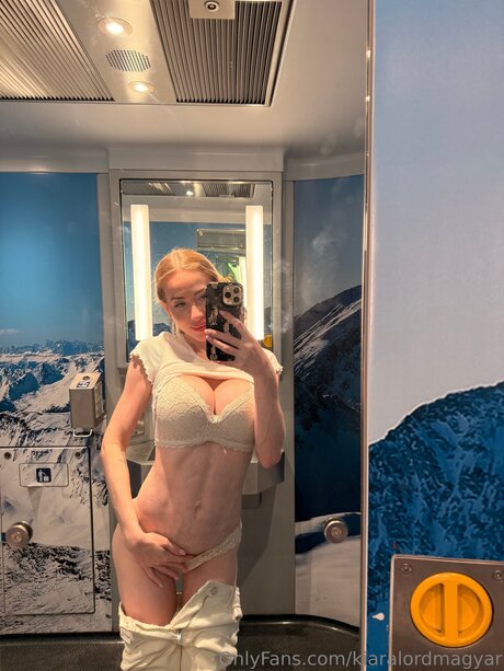 Kiaralordmagyar only fans nude