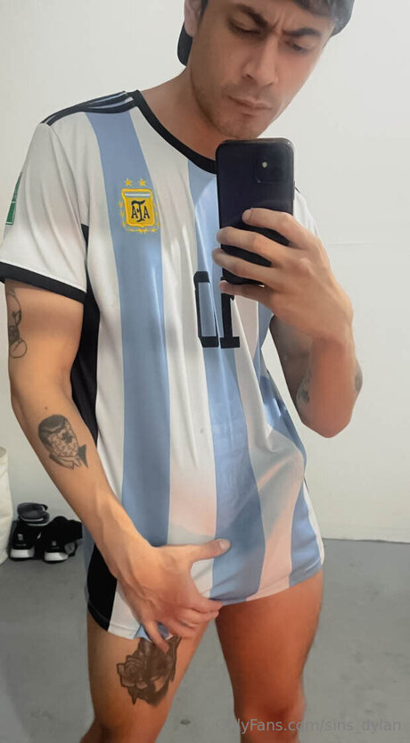 Sins Dylan Profile pic