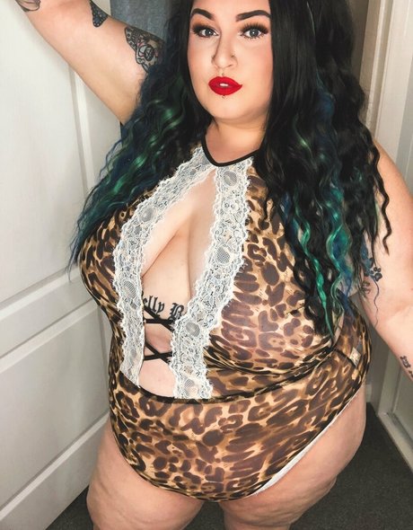 white shemale onlyfans porn frame