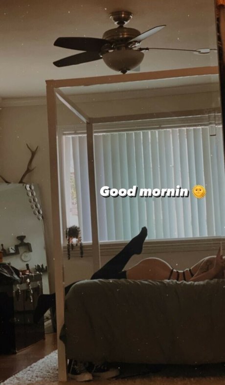 Ltlyata onlyfans posts