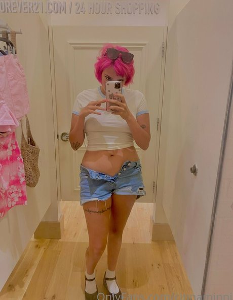 Cinnaminni onlyfans leak naked