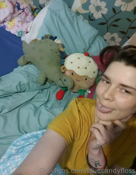 bluecandyfloss naked onlyfans