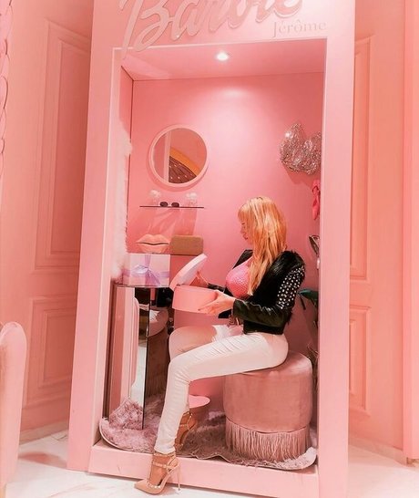 Luana88chloe onlyfans nude leaked