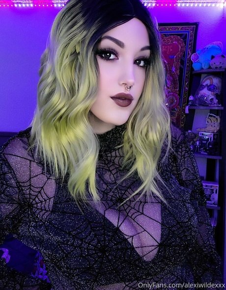 pregnant threesome onlyfans free naked candids