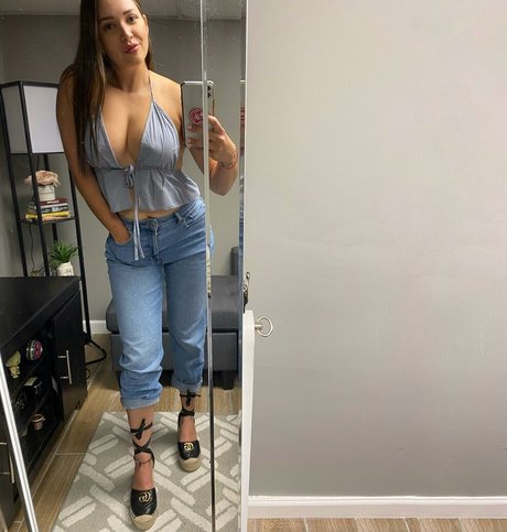 sofpaoo nude leaks onlyfans