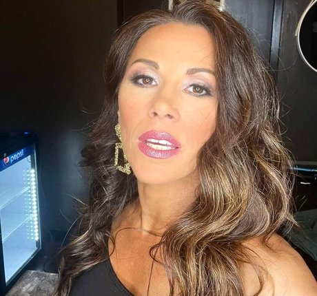 Mickie James nude onlyfans