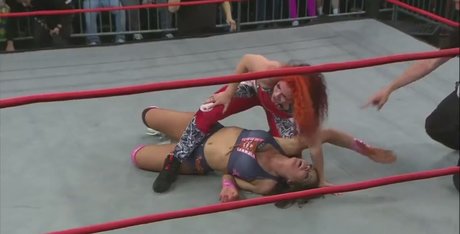 Mickie James onlyfans lesk