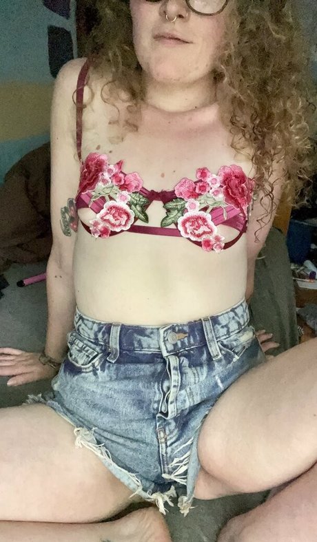 hostess onlyfans beautiful glimpse