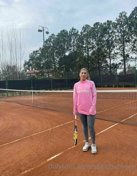 angelbetween onlyfans naked