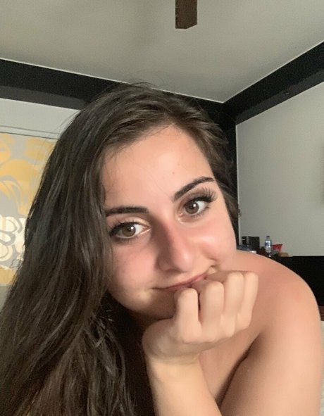 sarahaha onlyfans nude photos